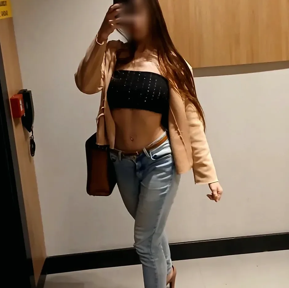 Alina, 21