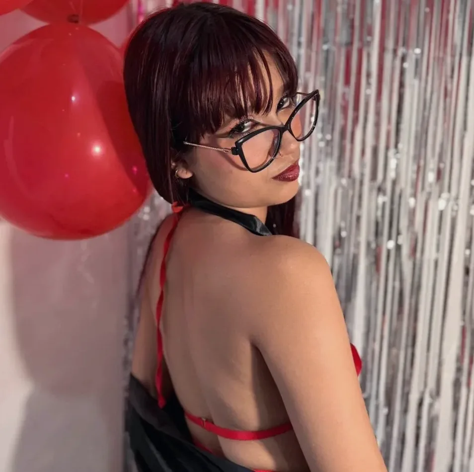 Andrea, 18