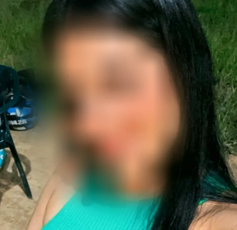 Luisa, 20