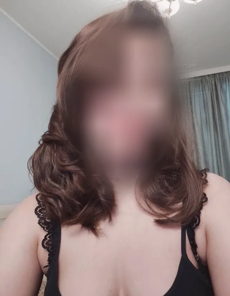 Romy, 21