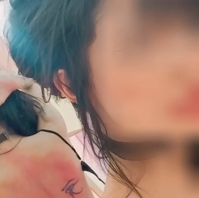 Selin, 25