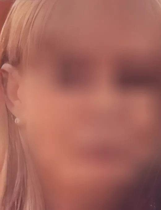Yasmin, 25